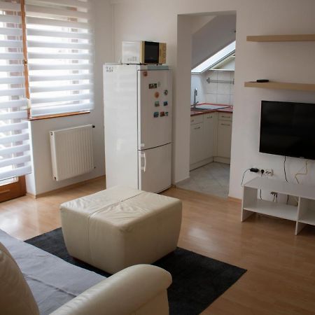 Csalogany Apartman Apartment Szekszárd Екстериор снимка
