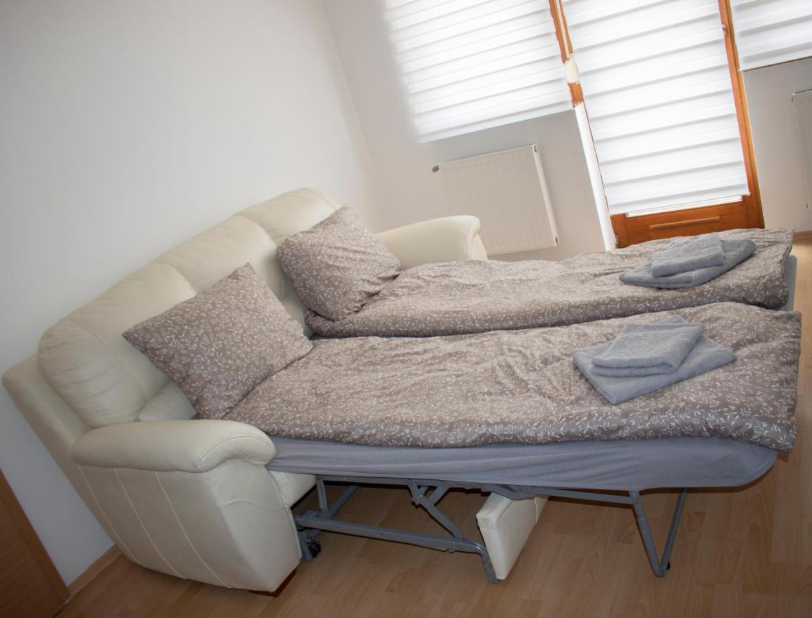 Csalogany Apartman Apartment Szekszárd Екстериор снимка