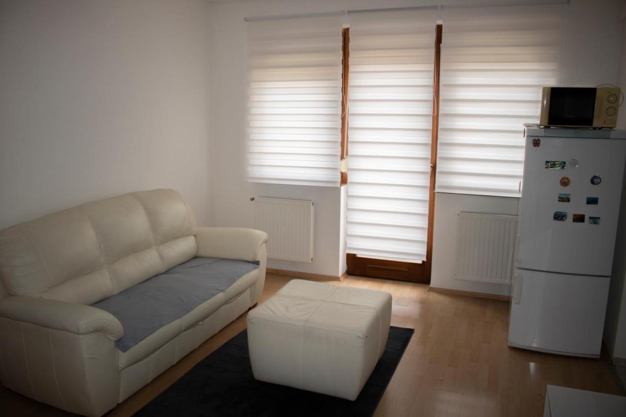 Csalogany Apartman Apartment Szekszárd Екстериор снимка