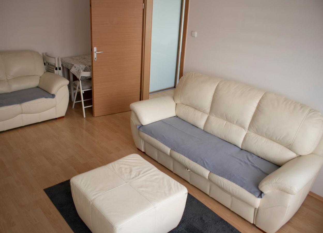 Csalogany Apartman Apartment Szekszárd Екстериор снимка