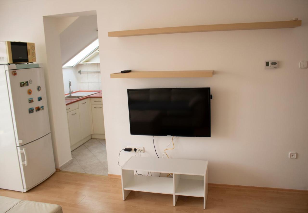 Csalogany Apartman Apartment Szekszárd Екстериор снимка