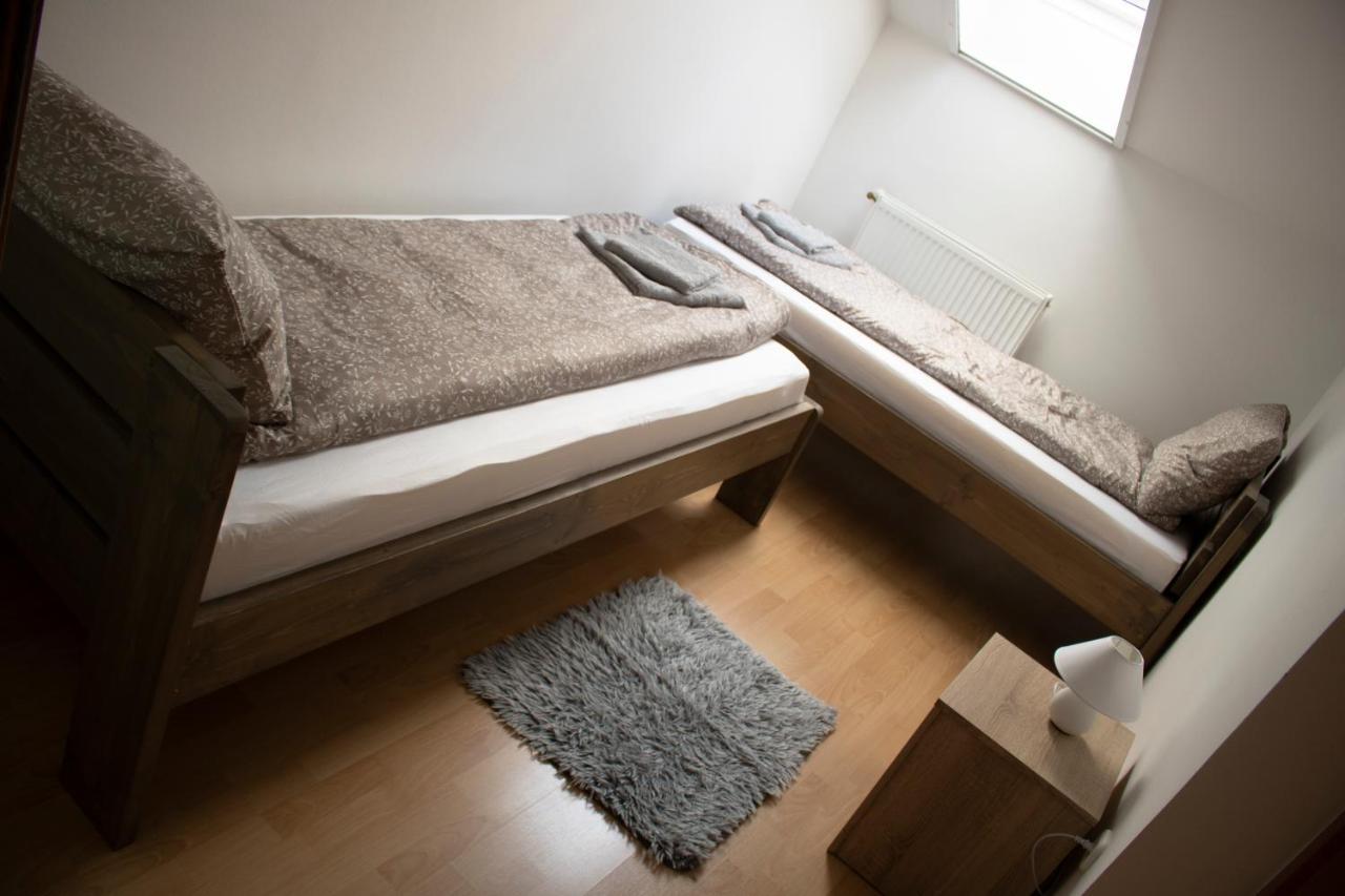 Csalogany Apartman Apartment Szekszárd Екстериор снимка
